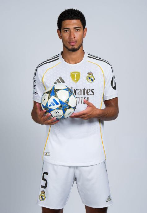 勇士队依然关注安东尼·戴维斯交易，但交易进展尚未明朗