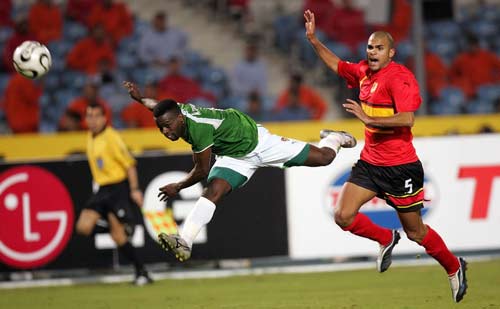 老鹰撤回报价、勇士退缩，浓眉左手韧带损伤引发NBA交易市场大地震