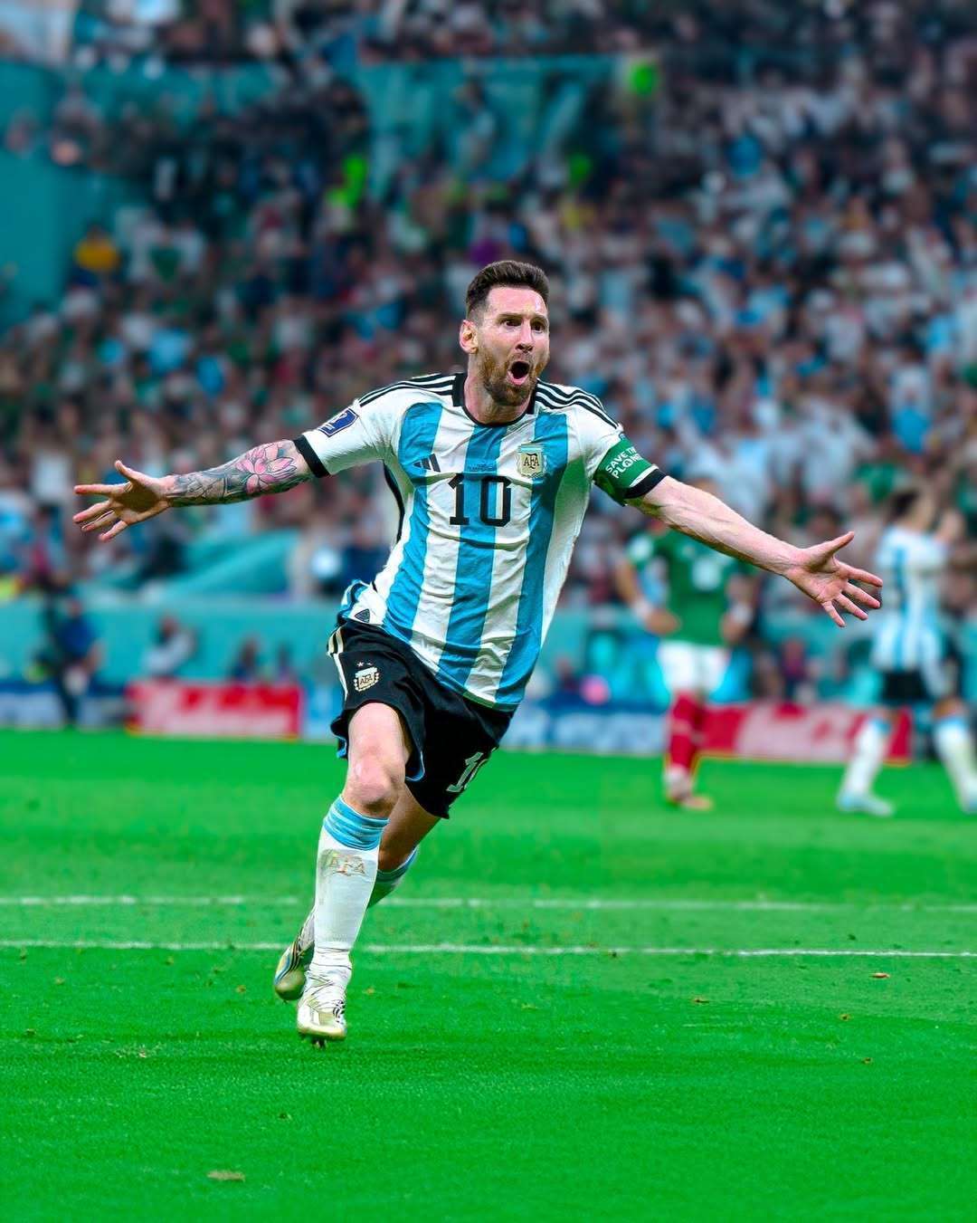 [中超]古尔芬克尔下底传中 费利佩强硬对抗推射得手